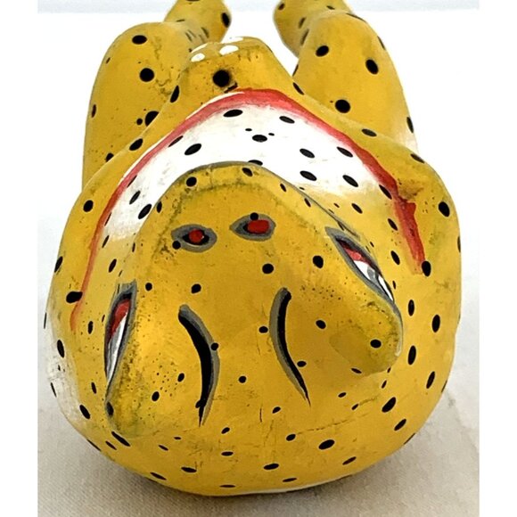 Indonesian Hand Carved Folk Art Yellow Frog Shelf Sitter Wood Décor 7.5" - Picture 5 of 6